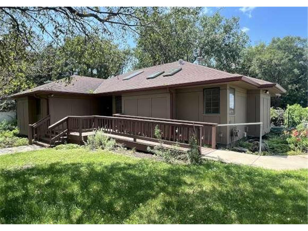 2605 Cliff Road E Burnsville MN 55337 6808652 image1