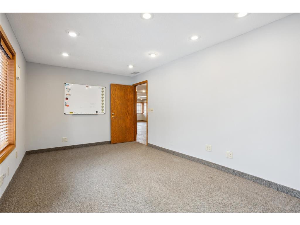 2605 Cliff Road E Burnsville MN 55337 6808652 image12