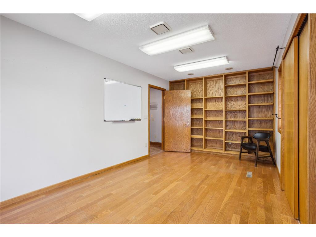 2605 Cliff Road E Burnsville MN 55337 6808652 image20