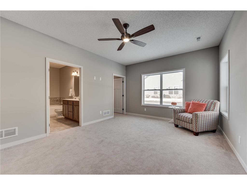 2605 Hanson Avenue Faribault MN 55021 6734117 image16