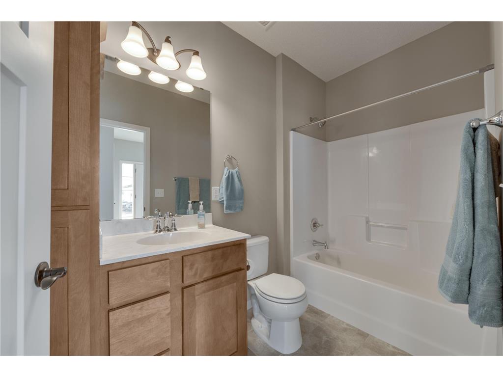 2605 Hanson Avenue Faribault MN 55021 6734117 image18