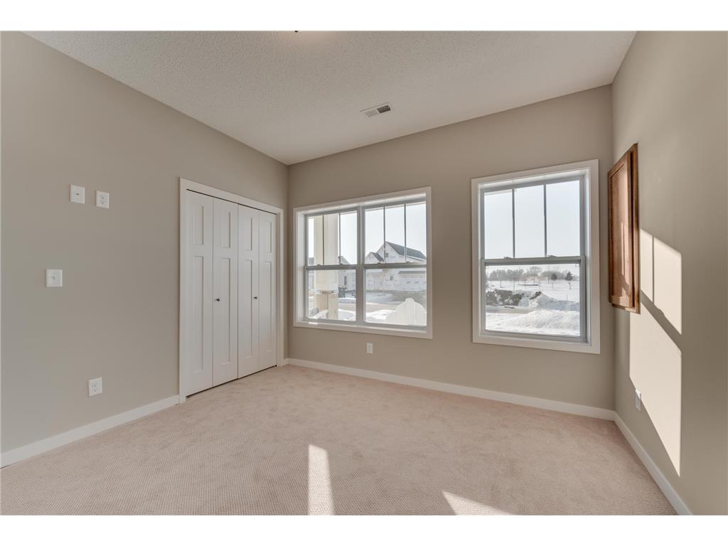 2605 Hanson Avenue Faribault MN 55021 6734117 image20