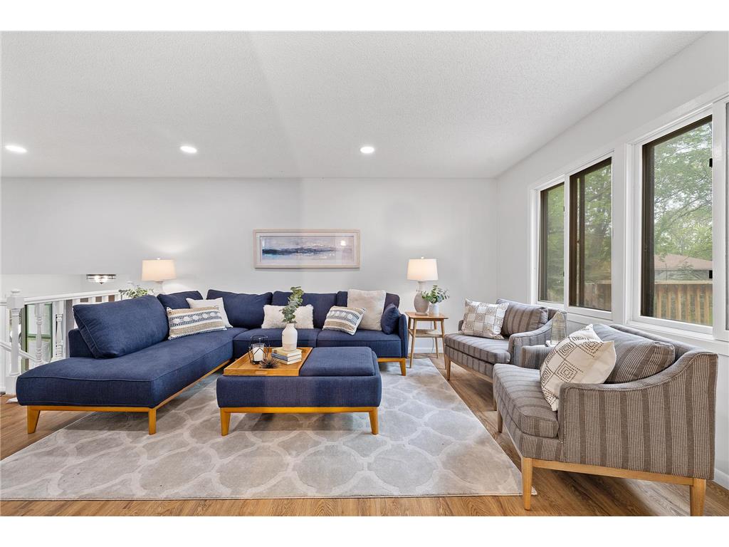 2605 Ridge Lane Mounds View MN 55112 6371864 image1