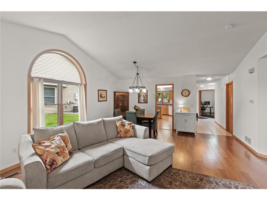 2605 Rosetown Court Roseville MN 55113 6587881 image1