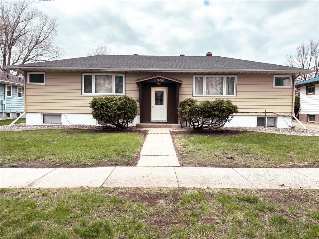 2606 9th Street N Fargo ND 58102 7069398 image1