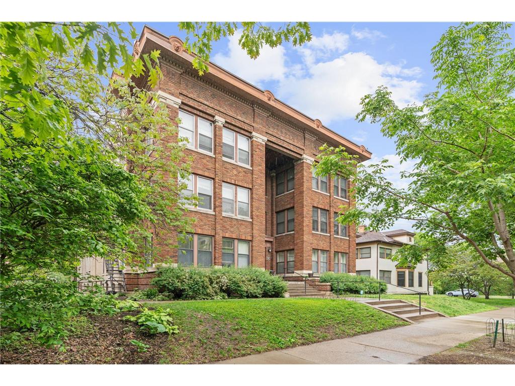 2606 Humboldt Avenue S #3 Minneapolis MN 55408 6802410 image1