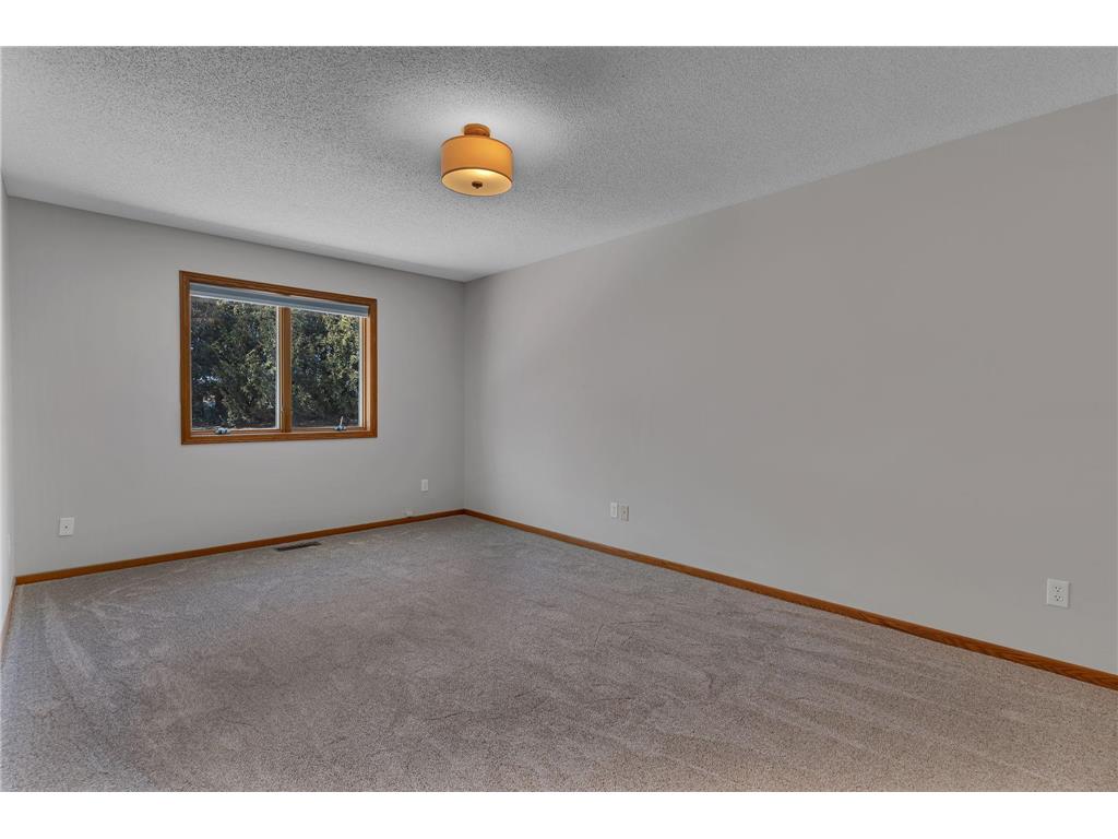 2608 10th Street SW Willmar MN 56201 7032688 image18