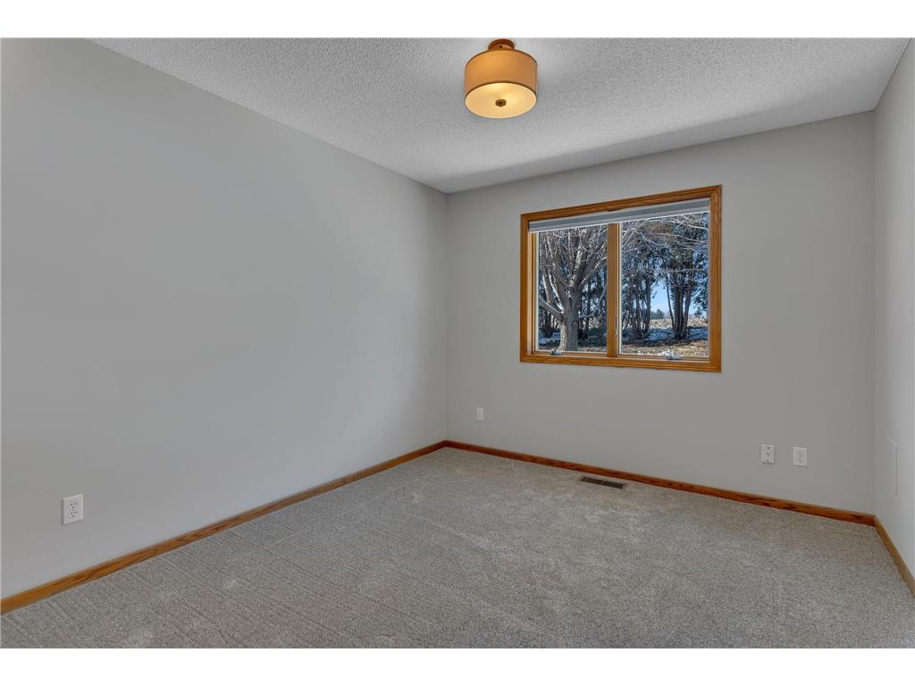 2608 10th Street SW Willmar MN 56201 7032688 image23