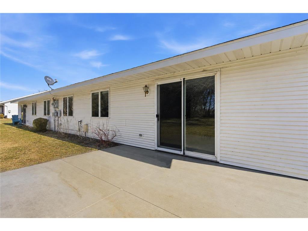 2608 10th Street SW Willmar MN 56201 7032688 image25