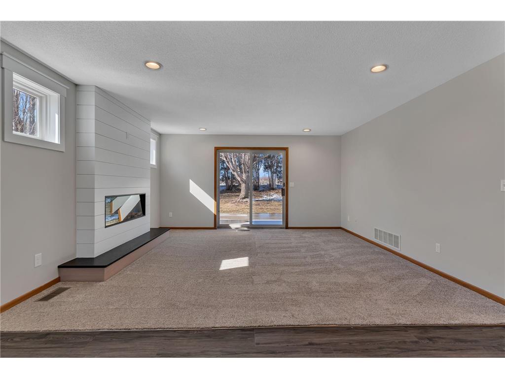 2608 10th Street SW Willmar MN 56201 7032688 image7