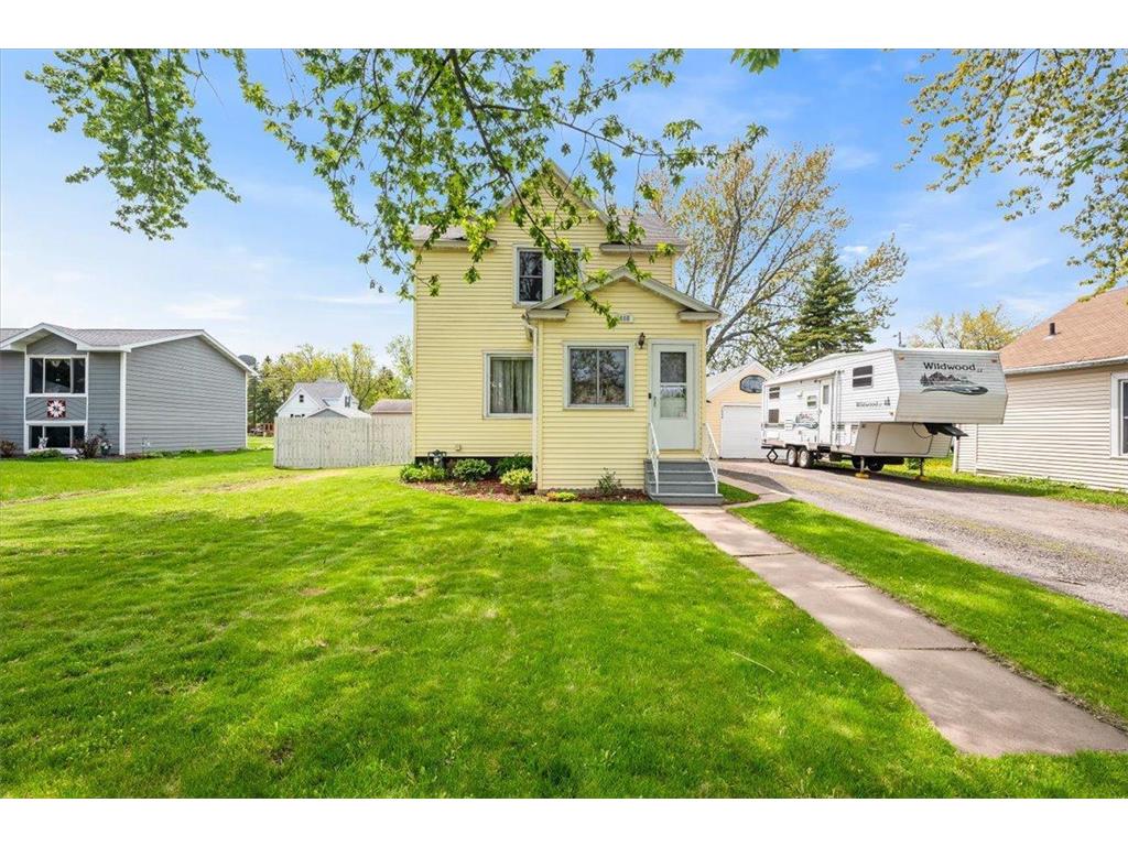 2608 E 3rd Street Superior WI 54880 6733314 image1