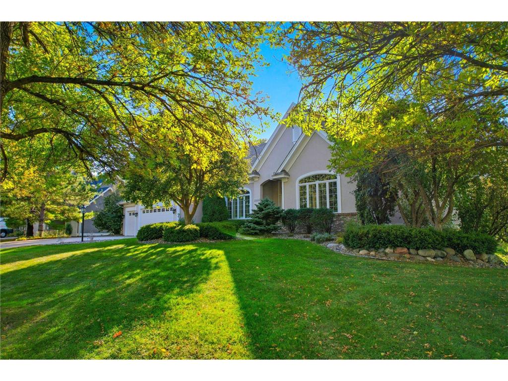 2608 Town Lake Drive Woodbury MN 55125 - Colby Lake 6799645 image1