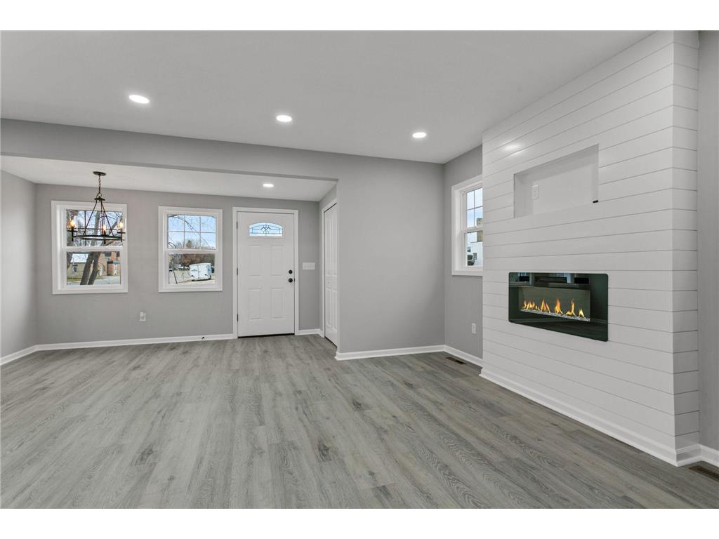 261 2nd Street E, Hector Twp, MN 55342 MLS 6306650 Edina Realty