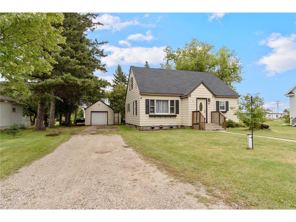 261 Broadway Avenue Shevlin MN 56676 6784817 image1