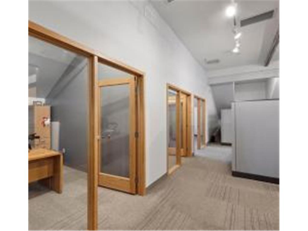 261 School Avenue Excelsior MN 55331 6718465 image13