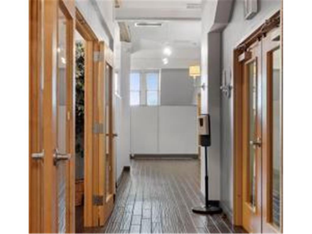 261 School Avenue Excelsior MN 55331 6718465 image14