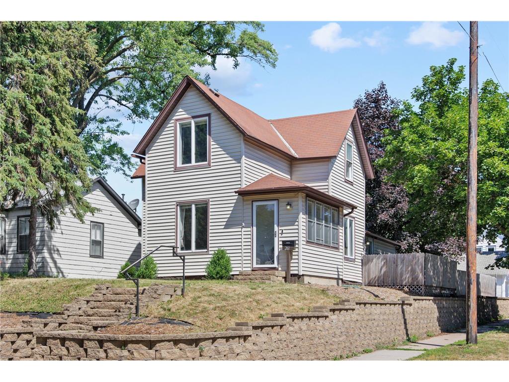 261 Sidney Street E Saint Paul MN 55107 6379297 image1
