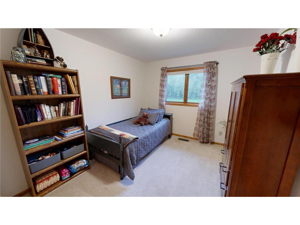 2610 9th Street SW Willmar MN 56201 6806492 image22