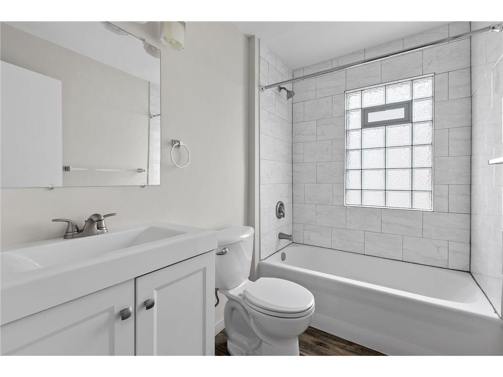 2610 Dupont Avenue S #2 Minneapolis MN 55408 7027203 image15
