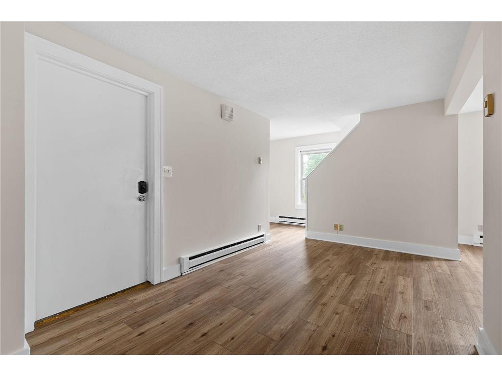 2610 Dupont Avenue S #2 Minneapolis MN 55408 7027203 image4