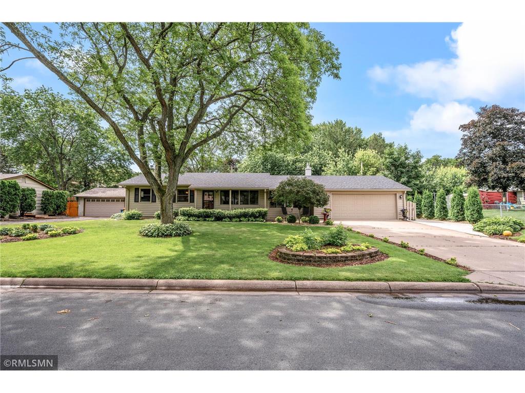 2610 Valley View Place White Bear Lake MN 55110 6558133 image1