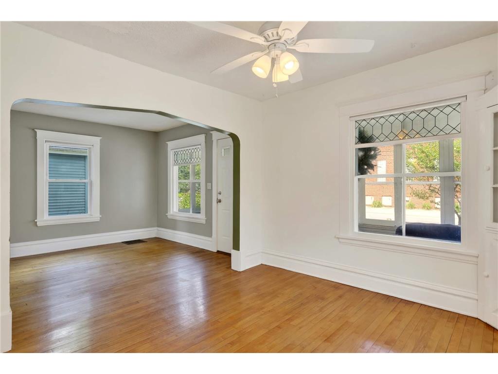 2611 E 38th Street Minneapolis MN 55406 7073715 image10