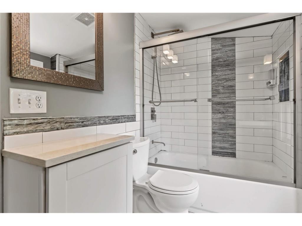 2611 E 38th Street Minneapolis MN 55406 7073715 image21
