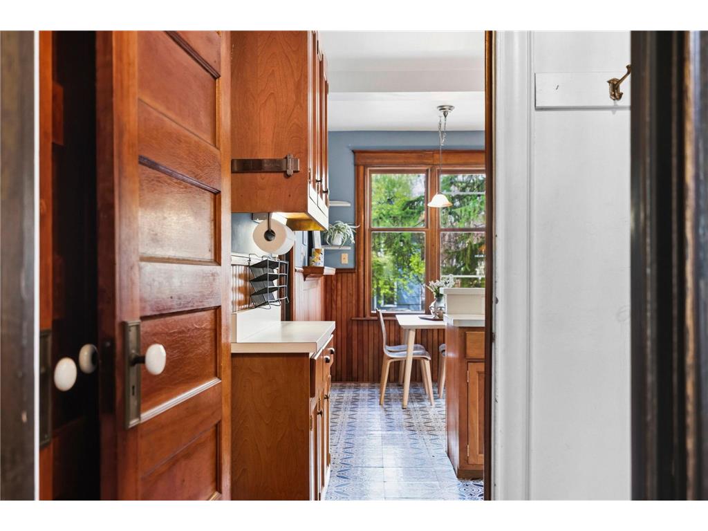 2612 15th Avenue S Minneapolis MN 55407 7066468 image11