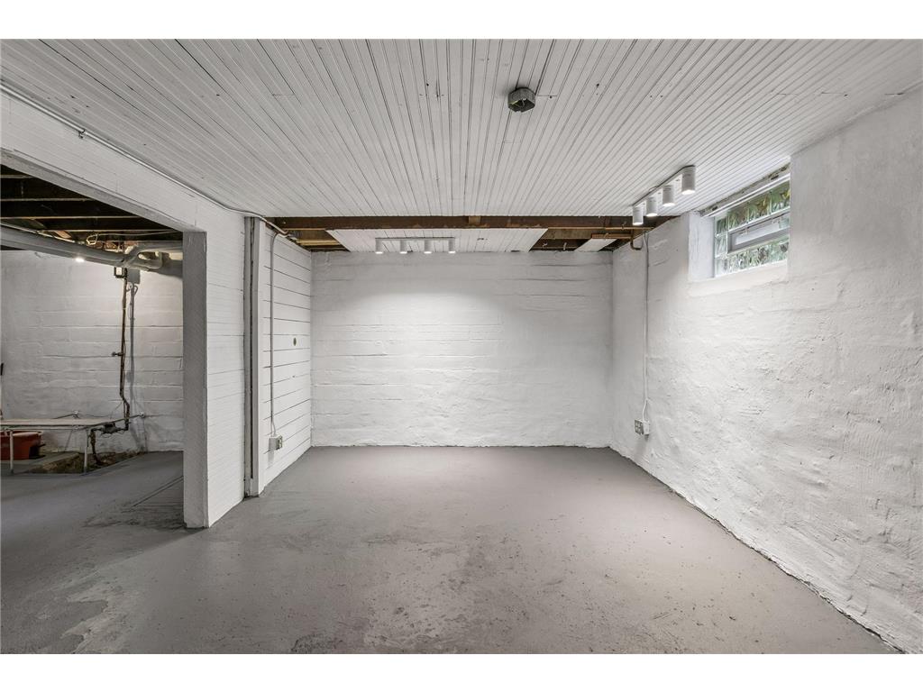 2612 36th Avenue S Minneapolis MN 55406 7080184 image36