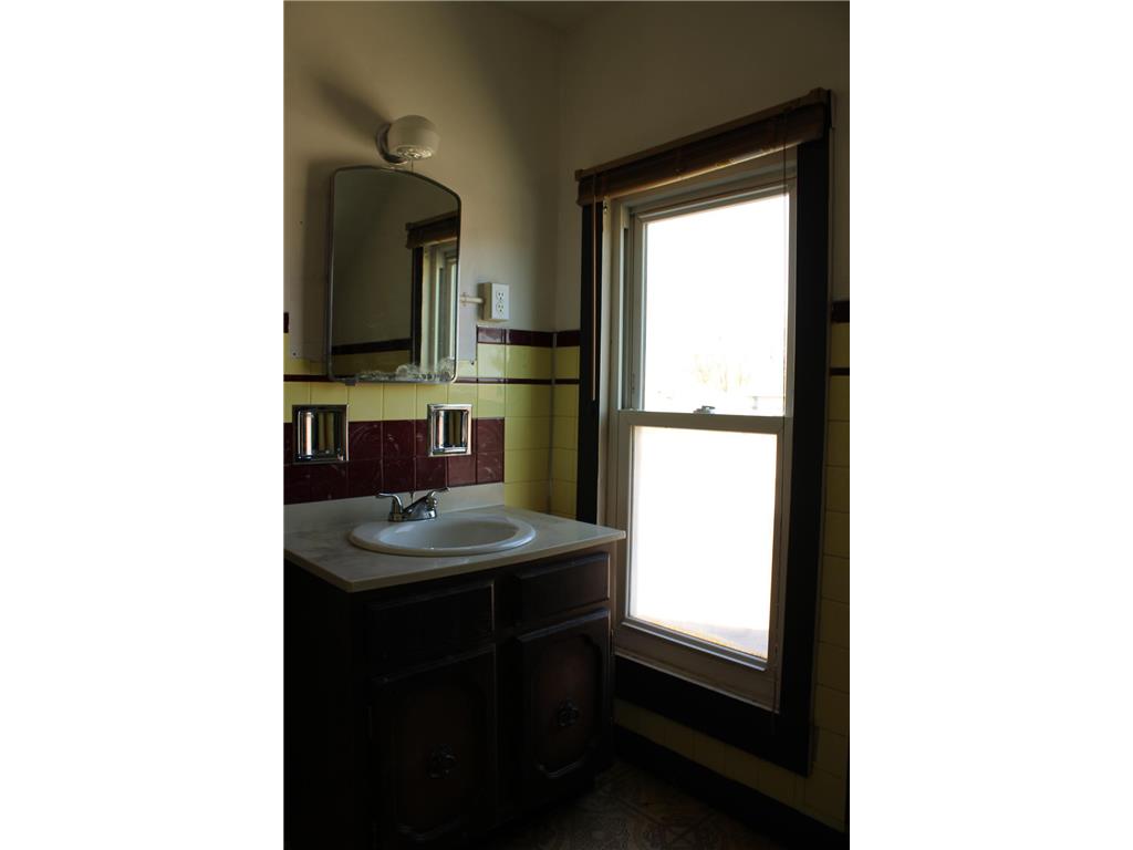 2612 3rd Avenue W Hibbing MN 55746 6719413 image11