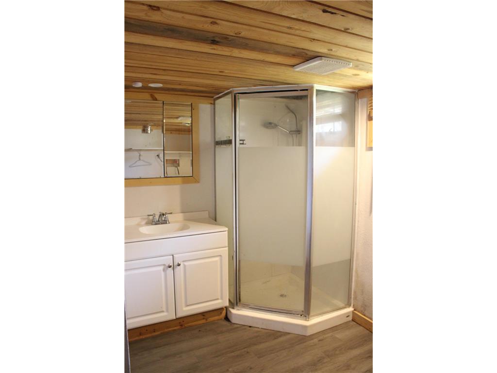 2612 3rd Avenue W Hibbing MN 55746 6719413 image36