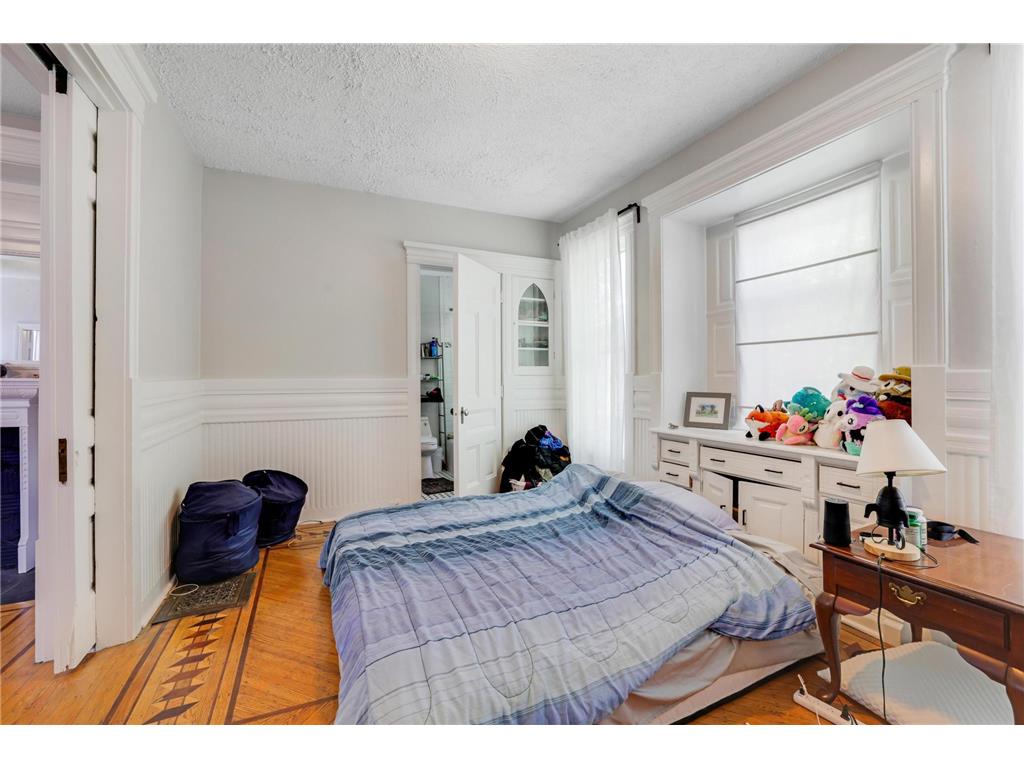 2612 Colfax Avenue S Minneapolis MN 55408 7080720 image28