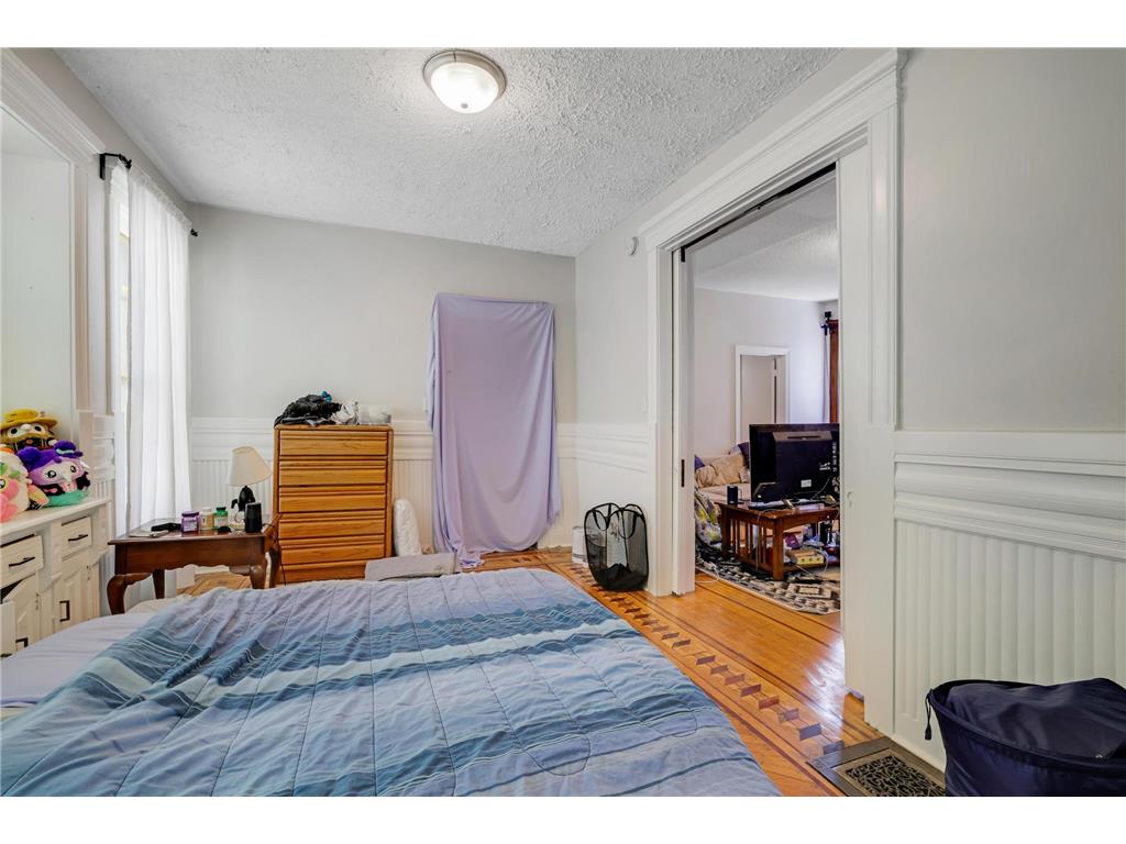 2612 Colfax Avenue S Minneapolis MN 55408 7080720 image29