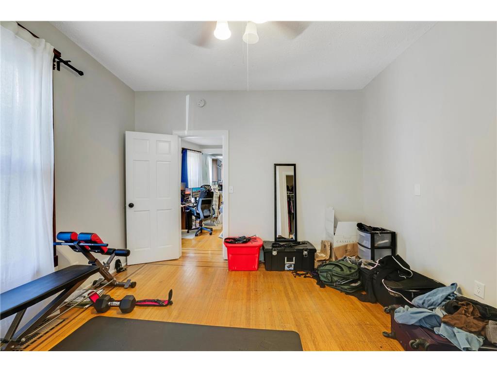 2612 Colfax Avenue S Minneapolis MN 55408 7080720 image32