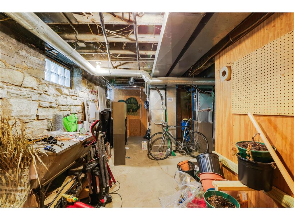 2612 Colfax Avenue S Minneapolis MN 55408 7080720 image49
