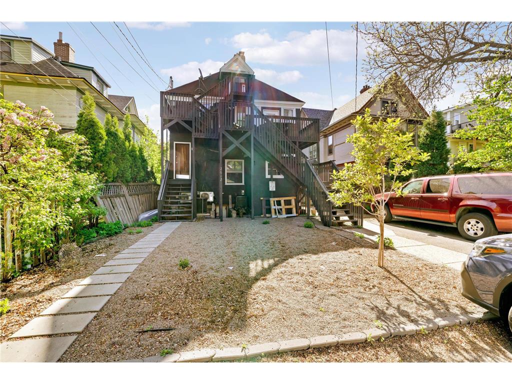 2612 Colfax Avenue S Minneapolis MN 55408 7080720 image53