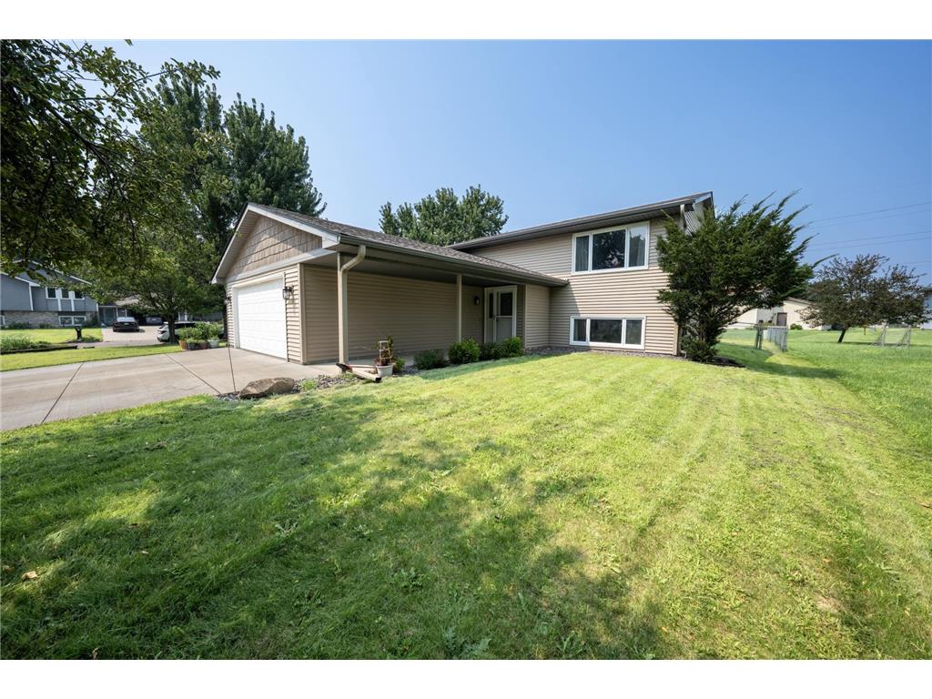 2614 93rd Trail Brooklyn Park MN 55444 6759732 image1