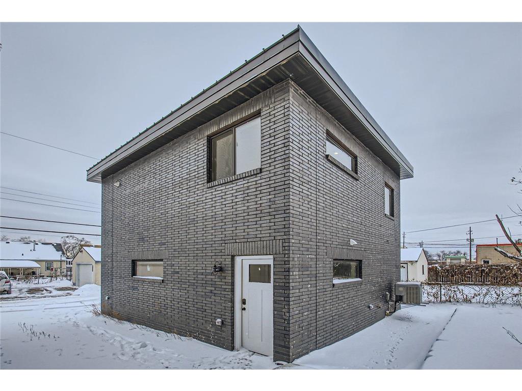 2614 University Avenue NE Minneapolis MN 55418 6642438 image1