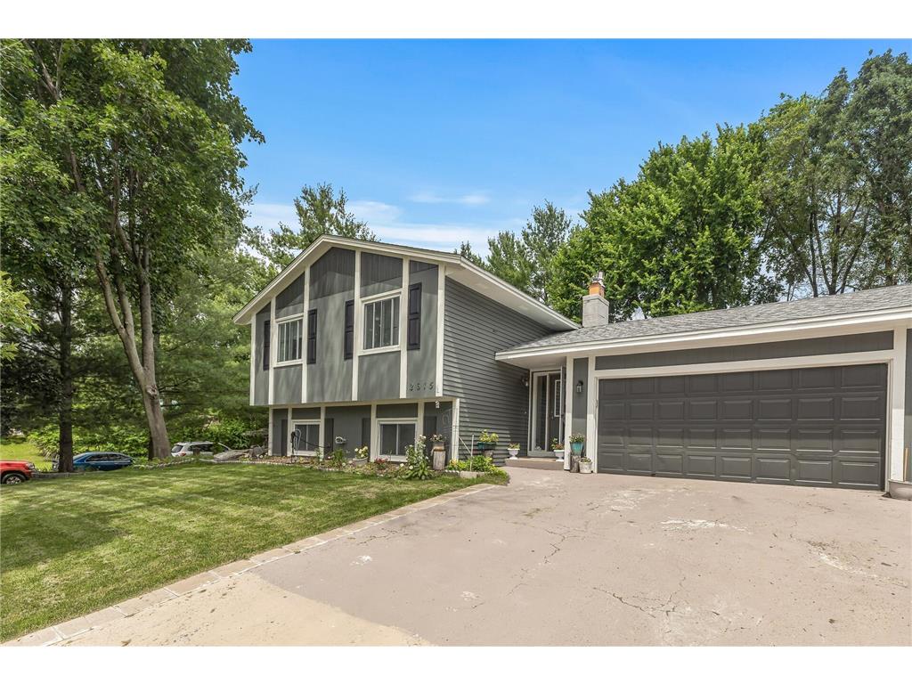 2615 Granite Avenue N Oakdale MN 55128 6563815 image1