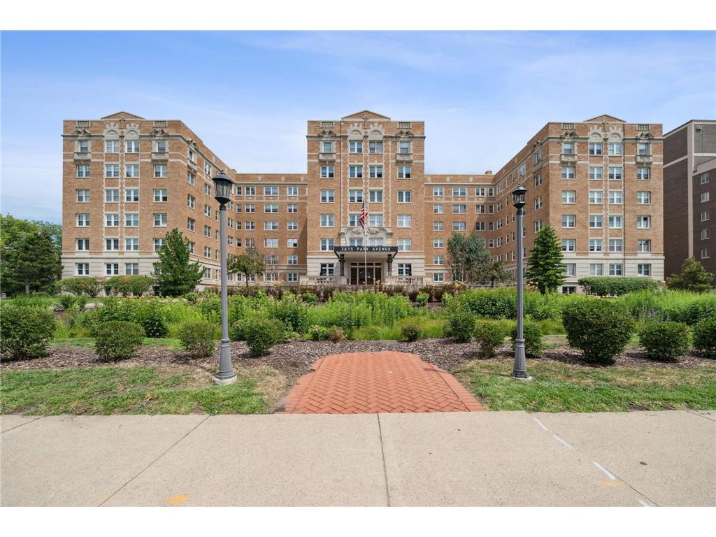 2615 Park Avenue #111 Minneapolis MN 55407 6400165 image1