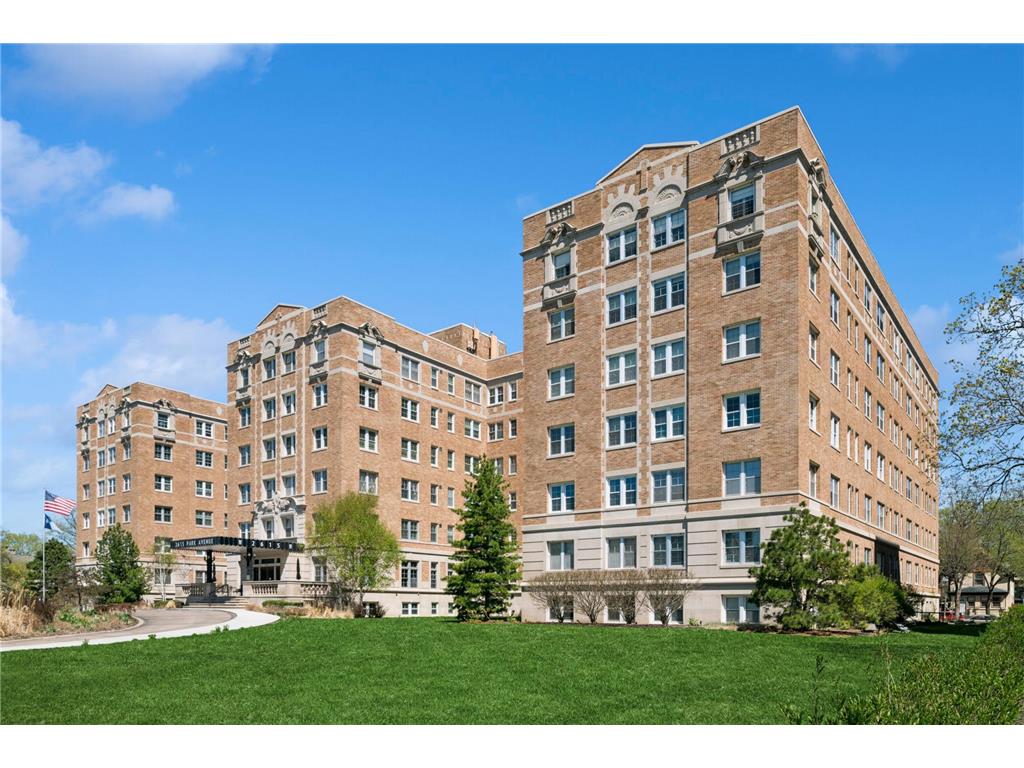 2615 Park Avenue #309 Minneapolis MN 55407 6774215 image1