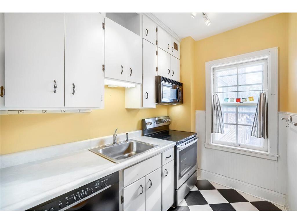 2615 Park Avenue #313 Minneapolis MN 55407 7045725 image24