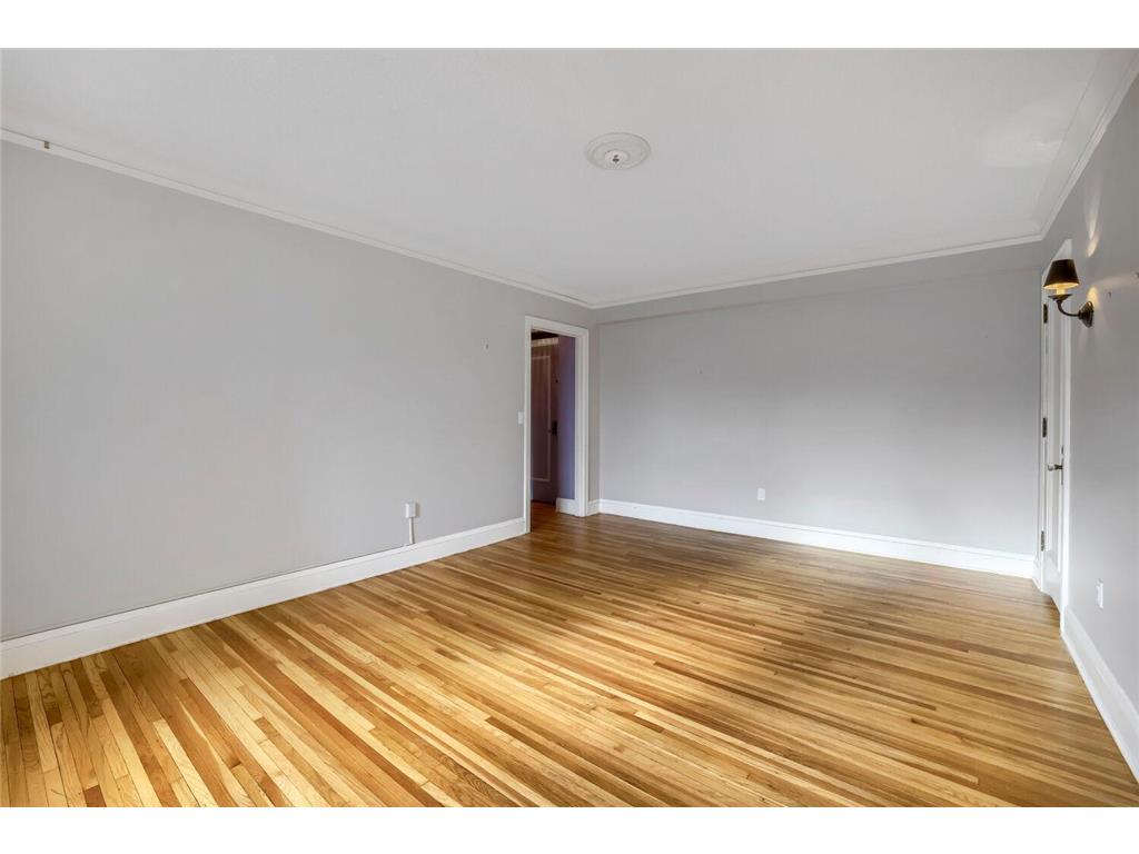 2615 Park Avenue #313 Minneapolis MN 55407 7045725 image9