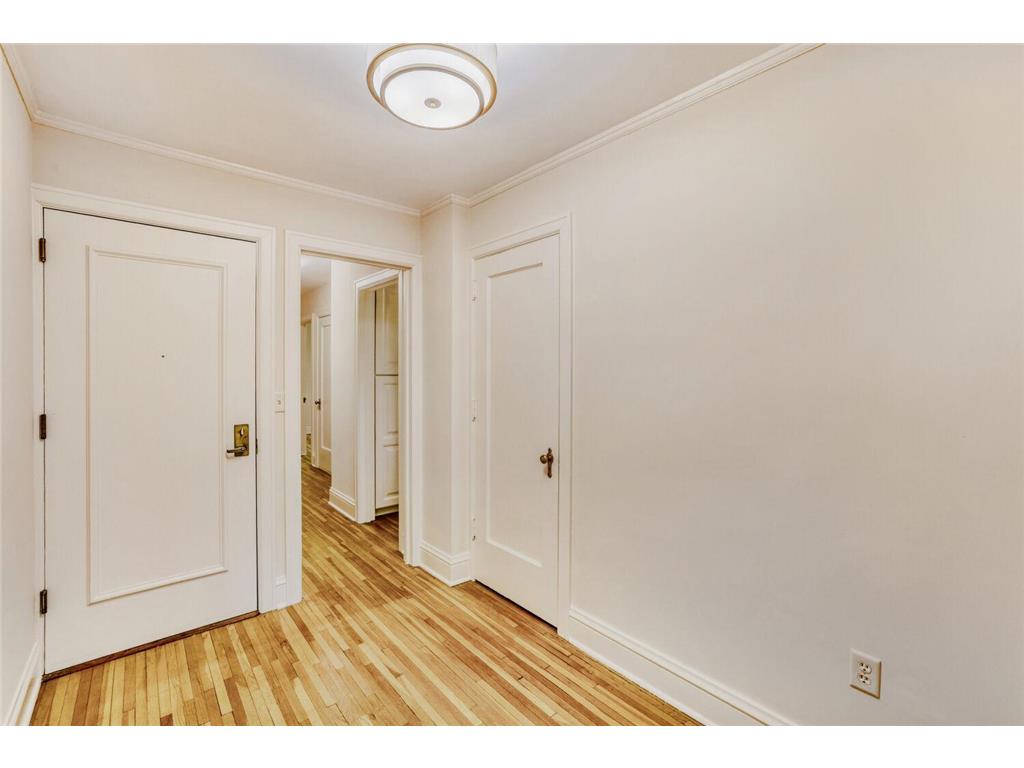 2615 Park Avenue #B-2 Minneapolis MN 55407 7070121 image24