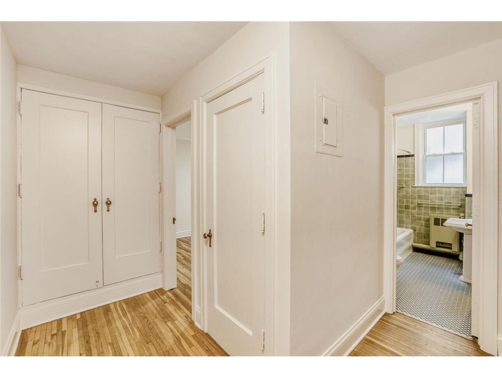 2615 Park Avenue #B-2 Minneapolis MN 55407 7070121 image3