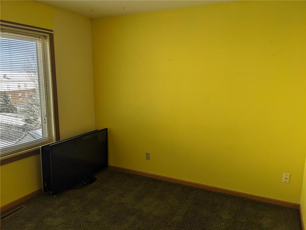 2615 W Malmquist Avenue, Red Wing, MN, 55066 MLS 6482359 Edina Realty