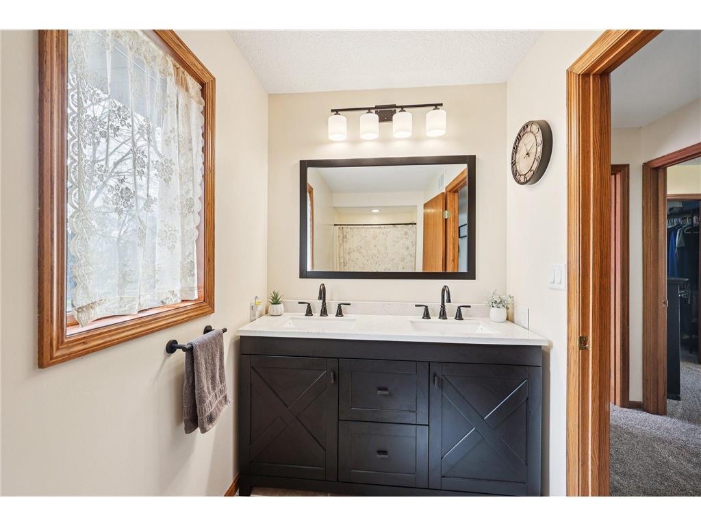 26150 Galen Drive Wyoming MN 55092 - Ashton 7074706 image18