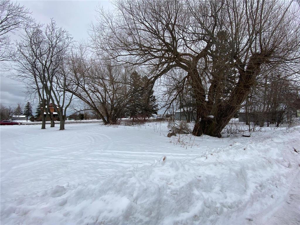 2616 E 2nd Street Superior WI 54880 6636416 image1