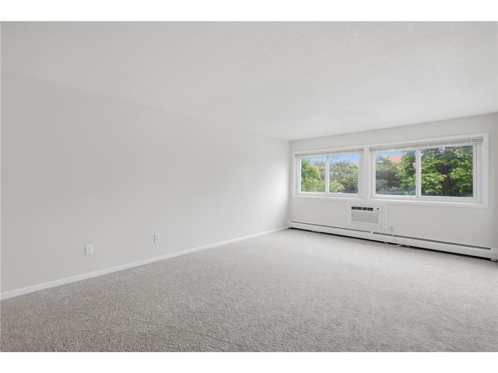 2616 Harriet Avenue #204 Minneapolis MN 55408 7088453 image11
