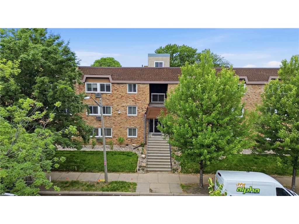 2616 Harriet Avenue #204 Minneapolis MN 55408 7088453 image22